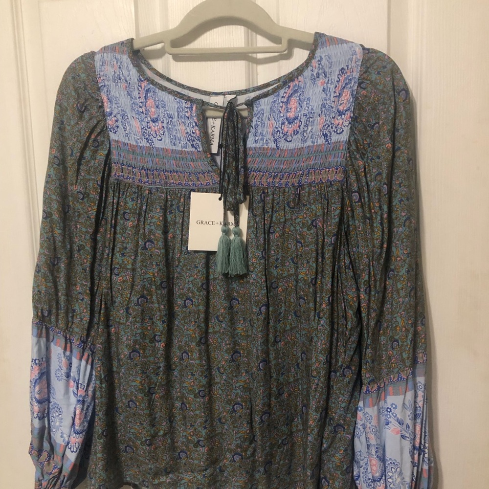 NWT Grace + Karma Green Printed Peasant Blouse